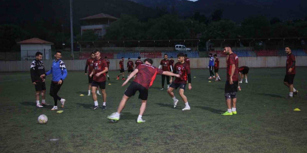 Denizli Bal Yükselme Grubu’nun Zorlu Maçı Bu Hafta Oynanacak