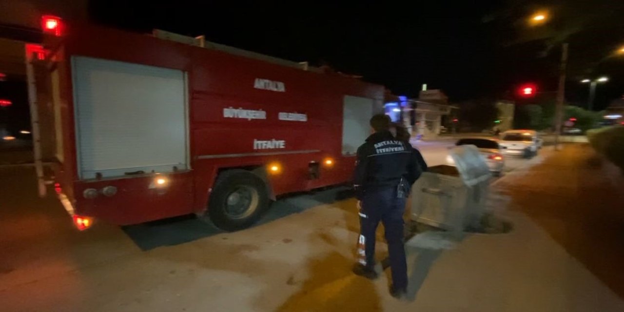 Tuvalette Mahsur Kalınca Ekipleri Alarma Geçirdi