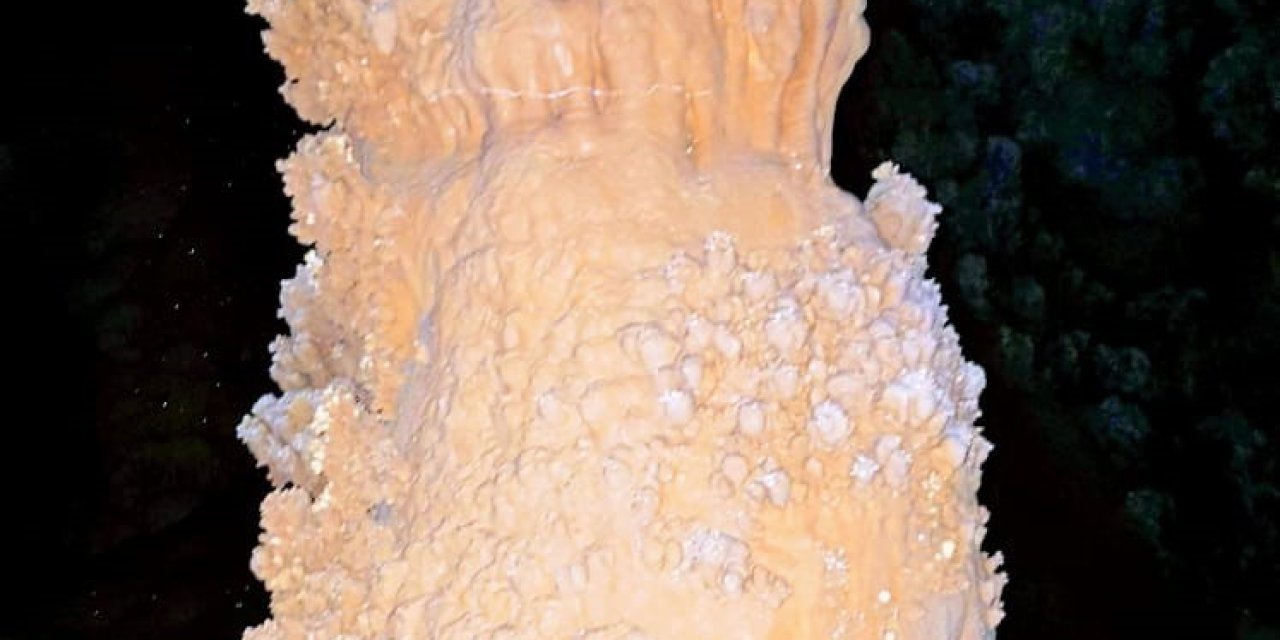 Elazığ’da İnsan Figürünü Andıran Milyonlarca Yıllık Oluşumlar Hayranlık Oluşturuyor