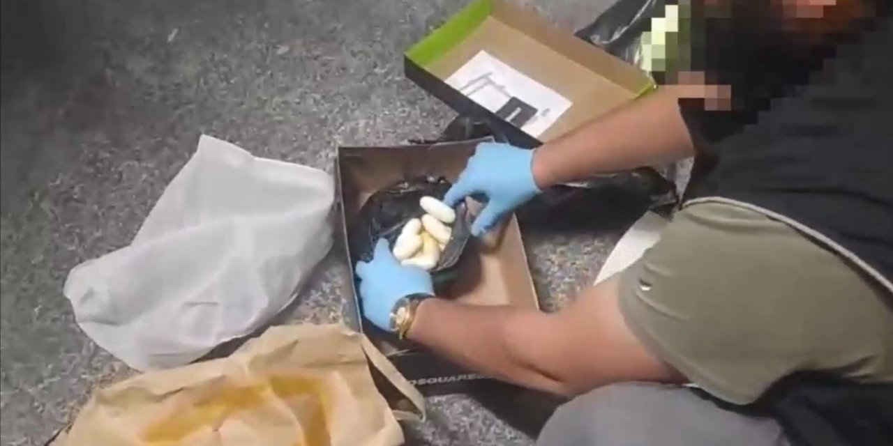 İzmir Otogarında Kokain Baskını: Eşyaların Arasından Çıktı