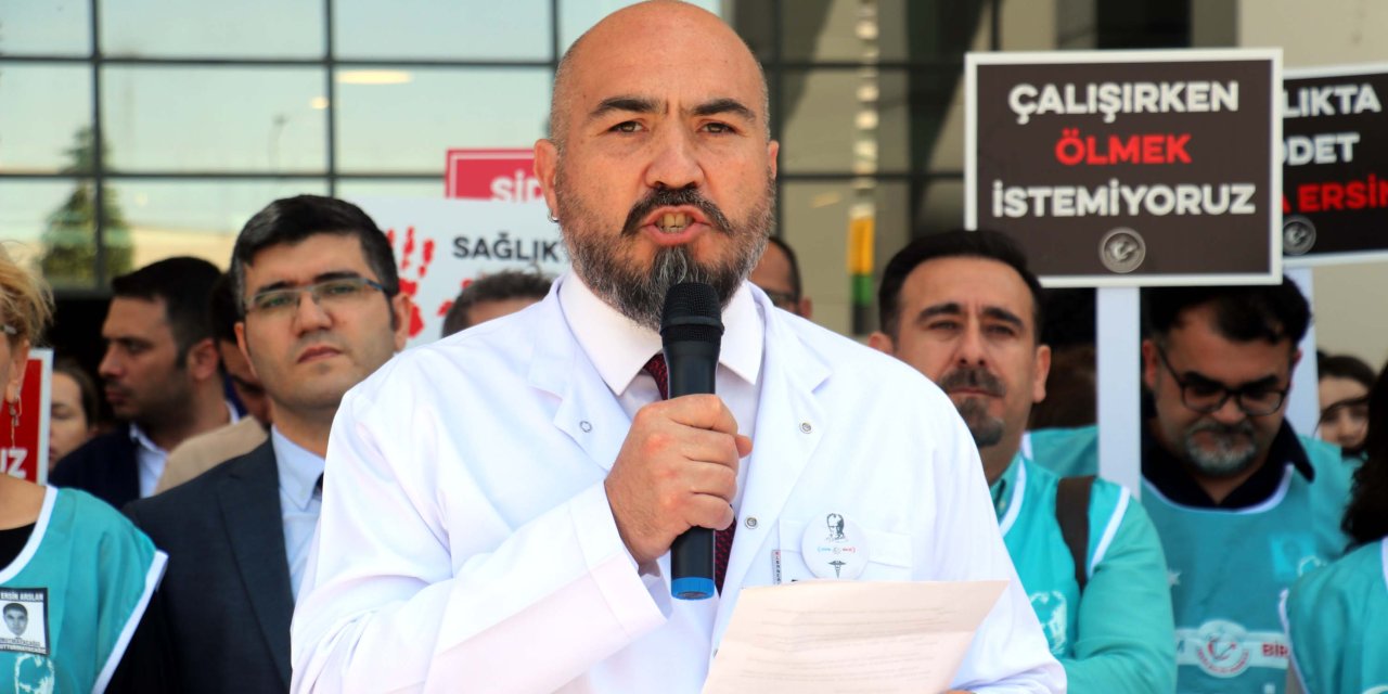 Hasta Yakınının Öldürdüğü Dr. Ersin Arslan Anıldı