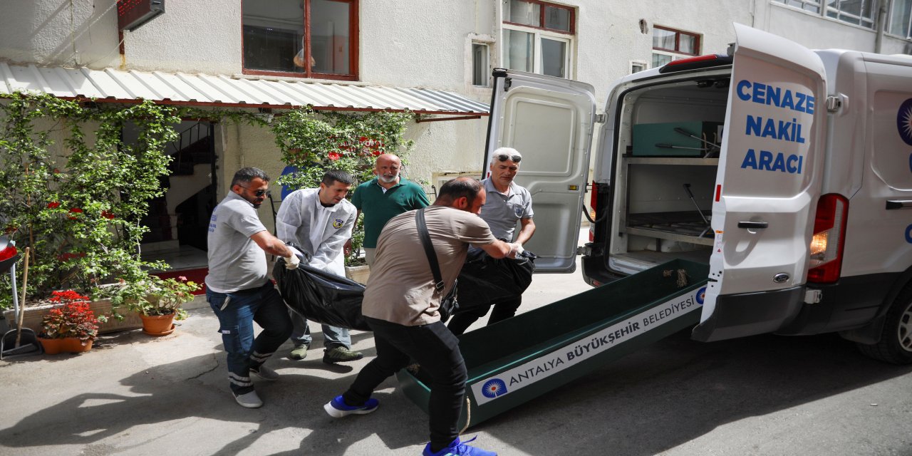 3 gün önce kavgada başına darbe almıştı; pansiyondaki odasında ölü bulundu