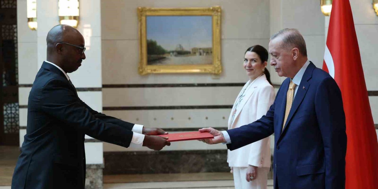 Cumhurbaşkanı Erdoğan’a Ruanda Ve Nikaragua Büyükelçilerinden Güven Mektubu