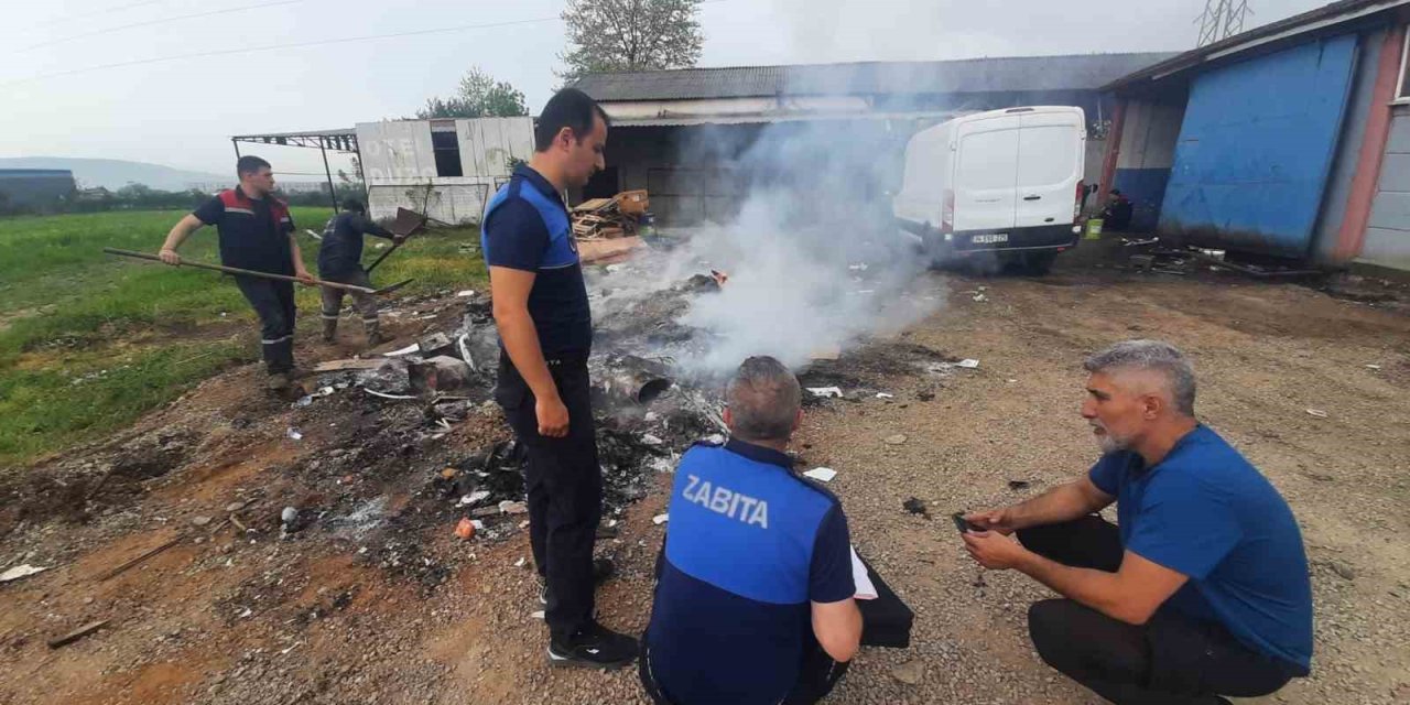 Atık Malzemelerin Yakılmasına İzin Yok