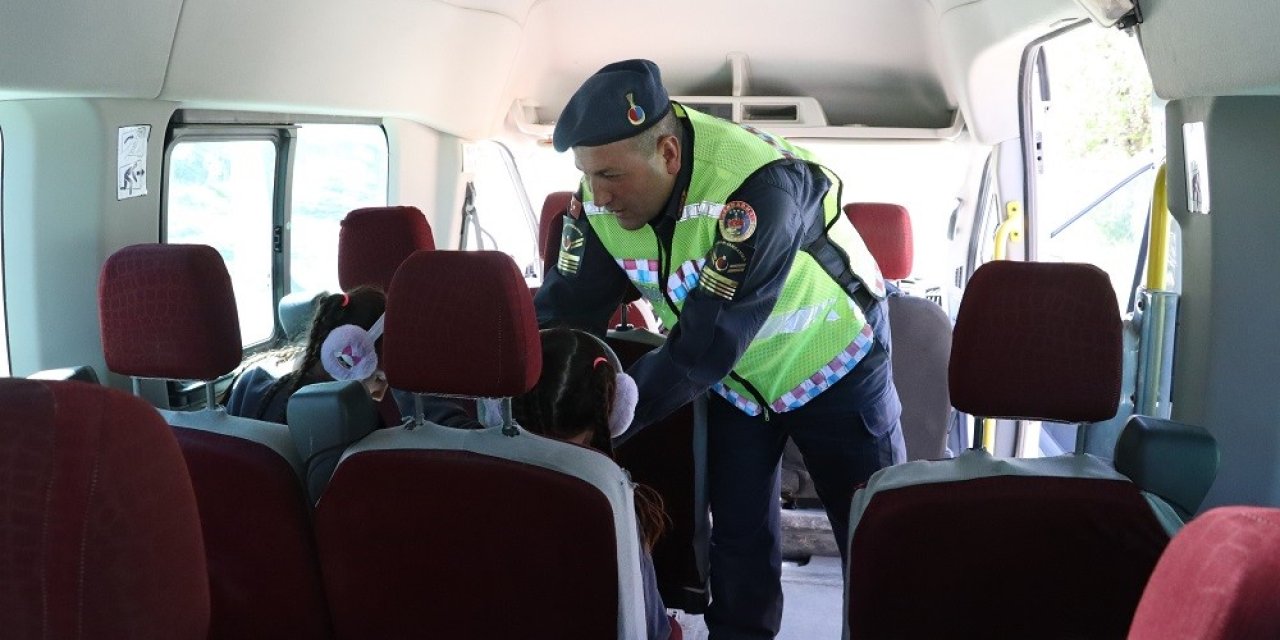 Jandarmadan Okul Çevrelerinde Denetim