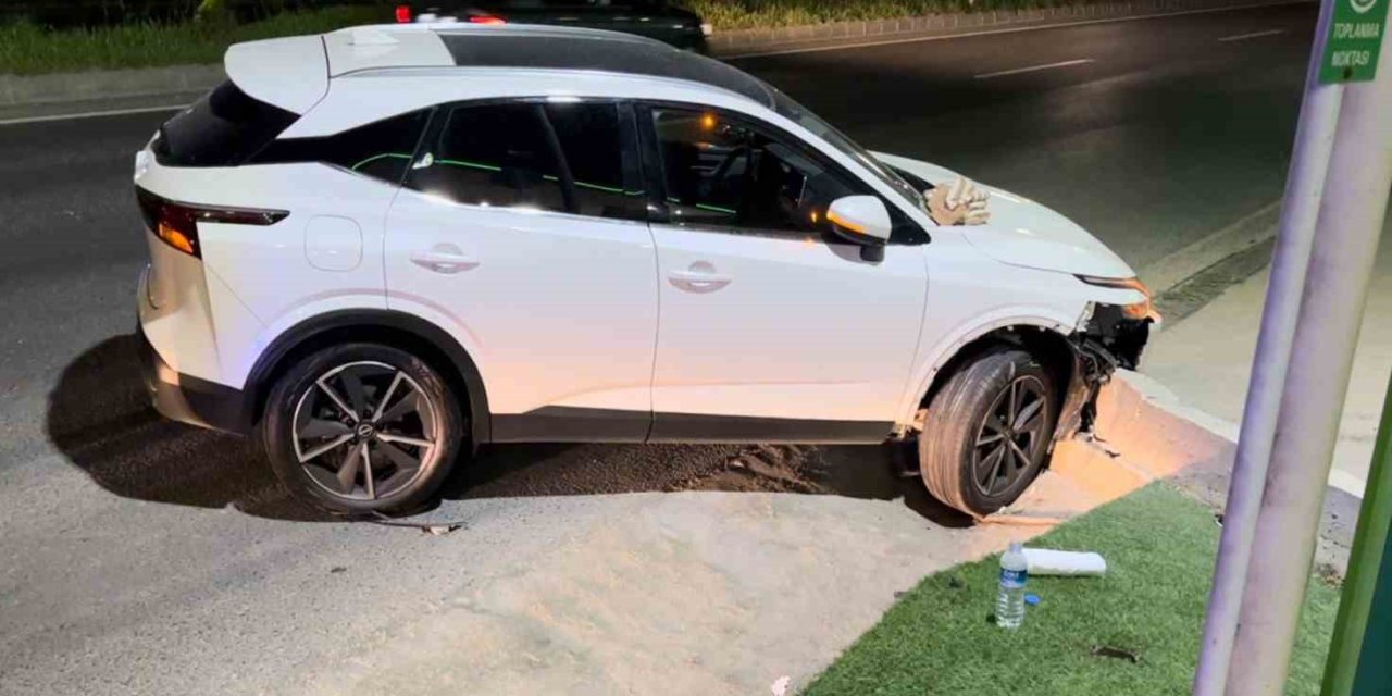 Tartışmada Seyir Halindeki Araçtan Atlayan Sürücü Yaralandı