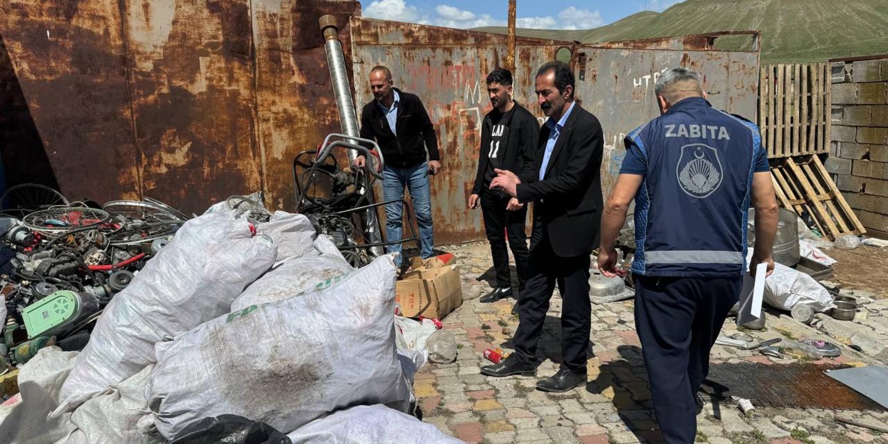 Zabıta Memurları, Hurdacılarda Belediyeye Ait Araçların Parçalarını Aradı