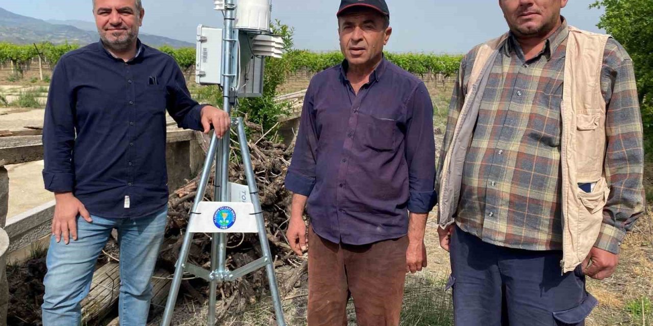 Alaşehir’de Çiftçilere Erken Uyarı İçin Meteoroloji İstasyonları Kuruldu