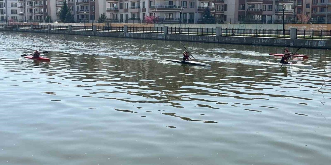 Okul Sporları Kano Yarışmaları Tamamlandı