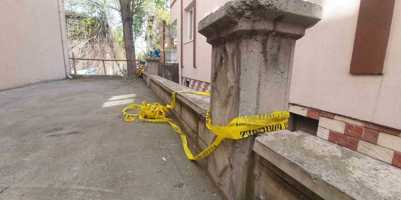 Kayseri’de Cinayet: Yabancı Uyruklu Şahsı Bıçaklayarak Öldürdü