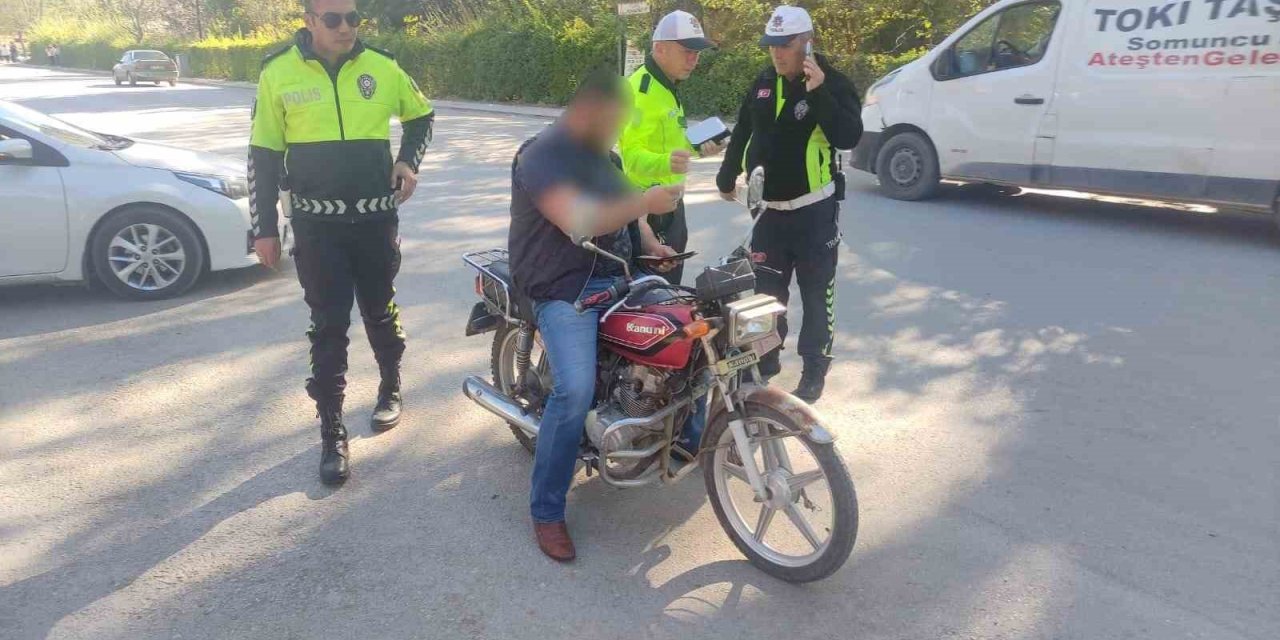 9 Motosiklet Trafikten Men Edildi