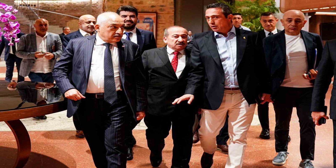 Ali Koç: “Kulüpler Birliği olarak Mehmet Büyükekşi’ye destek verildi”