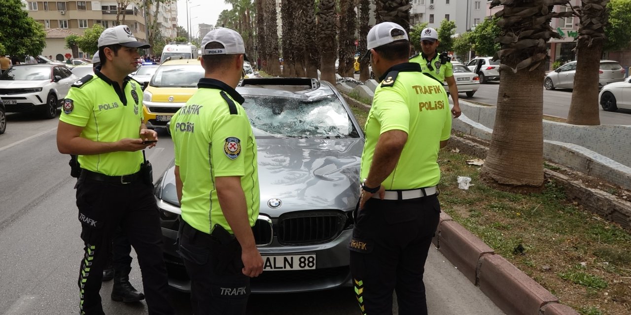 Marketten Dönerken Otomobil Çarpan Belediye İşçisi Hayatını Kaybetti