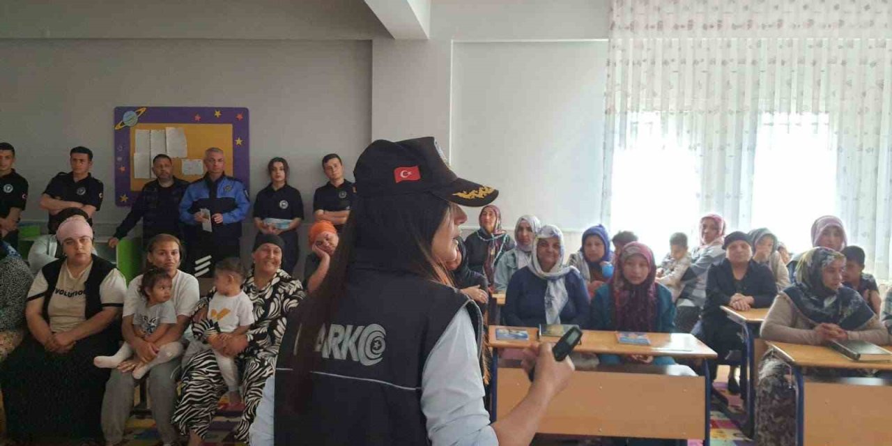 Düzce’de Kadınlara Narkotik Eğitimi