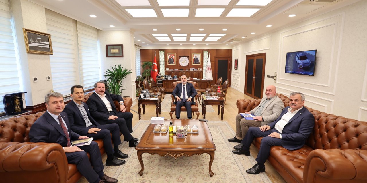 Bakan Işıkhan, Memur-sen Heyetiyle Görüştü