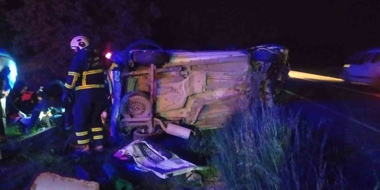 Keşan’da Otomobil Hafif Ticari Araca Çarptı: 1 Kişi Öldü, 2 Kişi Yaralandı