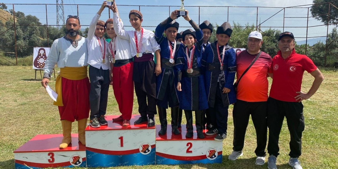 Nazilli’de Geleneksel Türk Okçuluğu Müsabakaları Tamamlandı