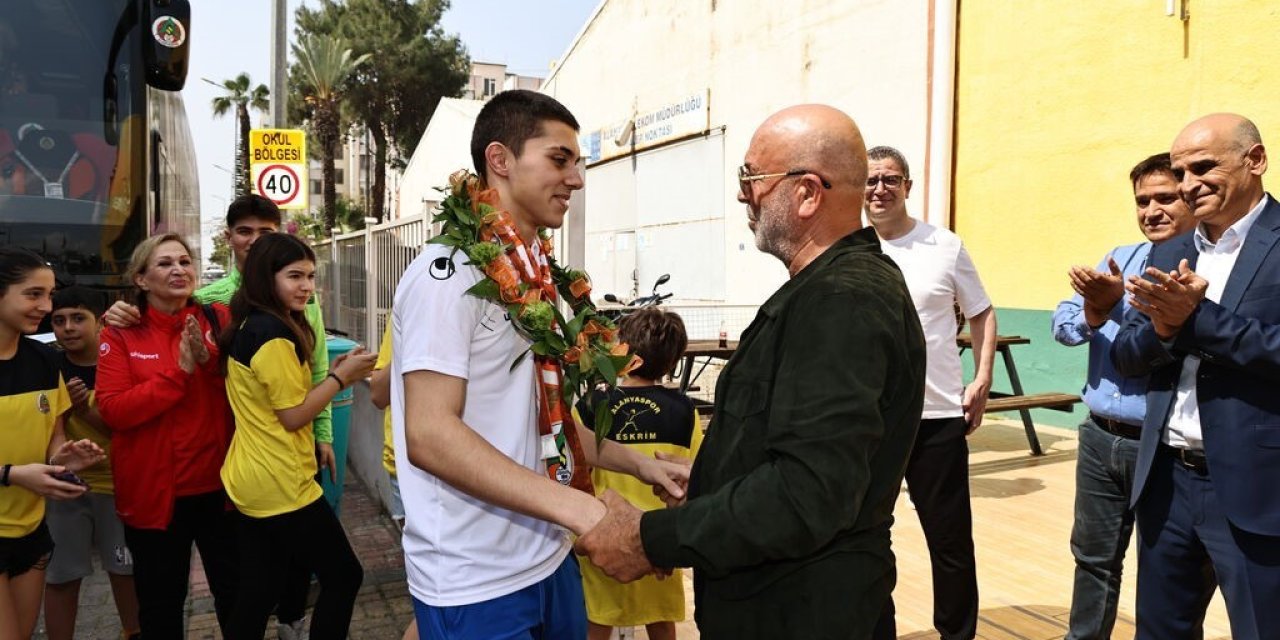 Eskrimci Doruk Erolçevik: “Şampiyon Olmak Çok Değişik Bir Duygu”