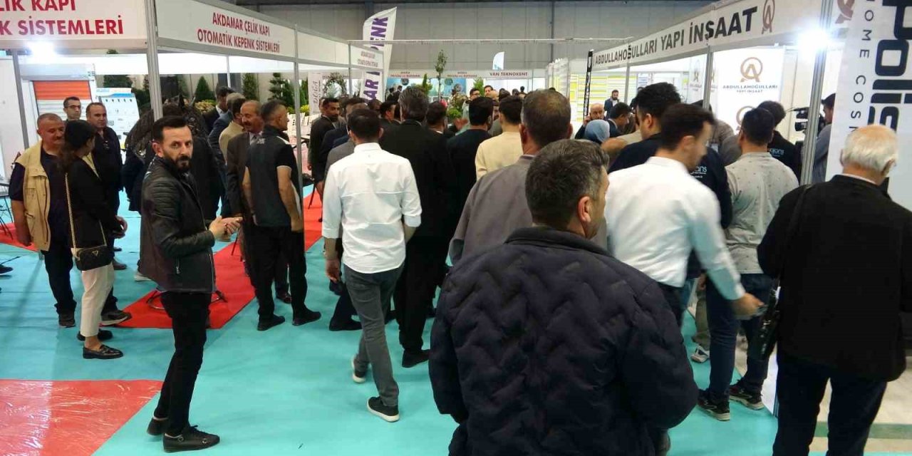 Van İnşaat Yapı Dekorasyon Ve Emlak Fuarı Kapılarını Ziyaretçilere Açtı