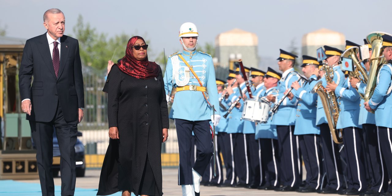 Cumhurbaşkanı Erdoğan, Tanzanya Cumhurbaşkanı Hassan'ı Resmi Törenle Karşıladı