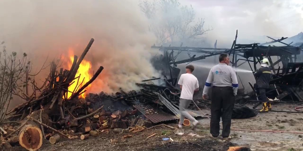 Amasya’da Hissedilen Depremden Dakikalar Sonra Korkutan Yangın