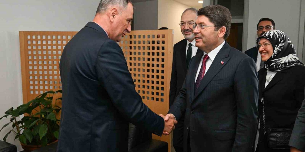Adalet Bakanı Tunç, Bosna-hersek Hakimler Ve Savcılar Yüksek Kurulu Başkanı Lagumdzija İle Bir Araya Geldi