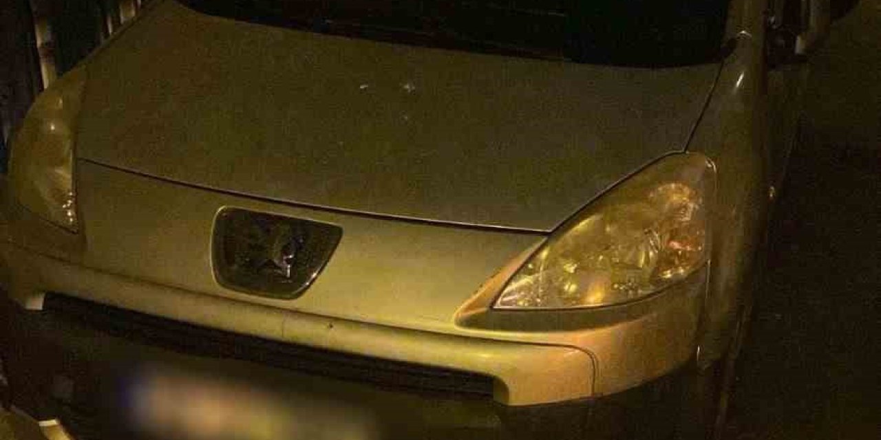 Esenler’de Araç İçinden Havaya Ateş Ettiği Anı Sosyal Medyada Paylaşan Şahıslar Gözaltına Alındı