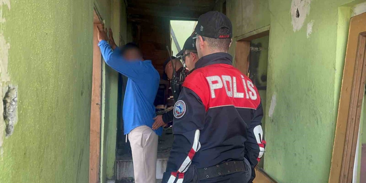 Metruk Binalara Şok Baskın...şüphelinin Bulunma Sebebi Polisi Bile Şaşırttı