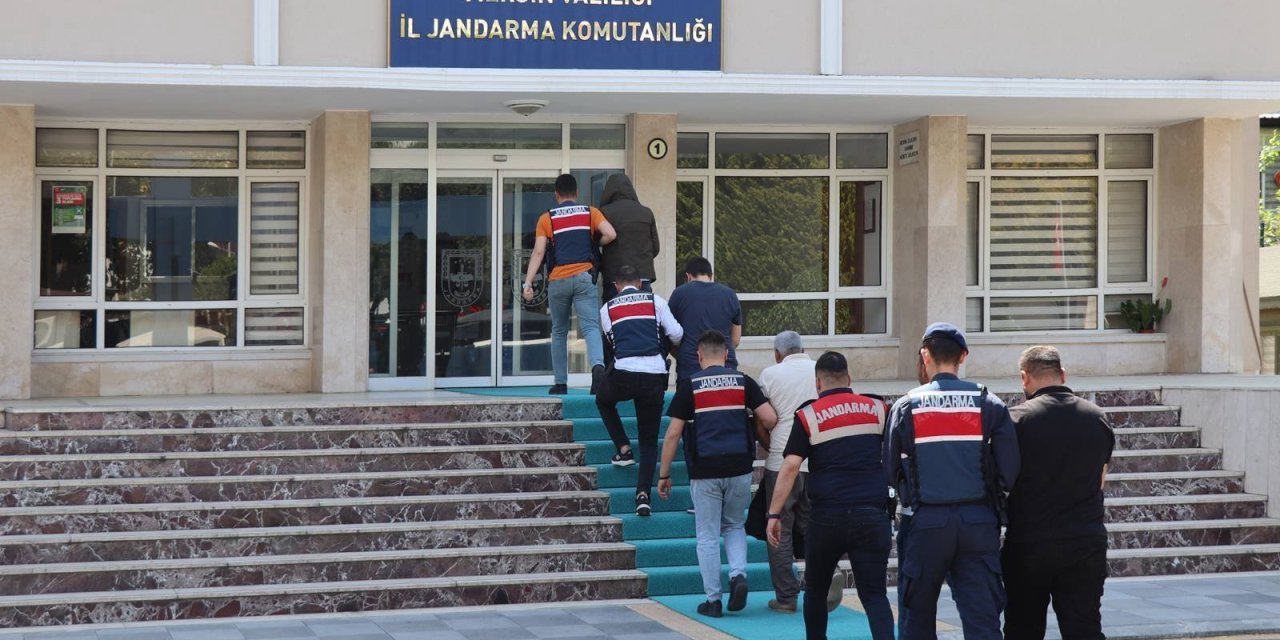 Mersin'de Yasa Dışı Bahis Operasyonunda 5 Gözaltı