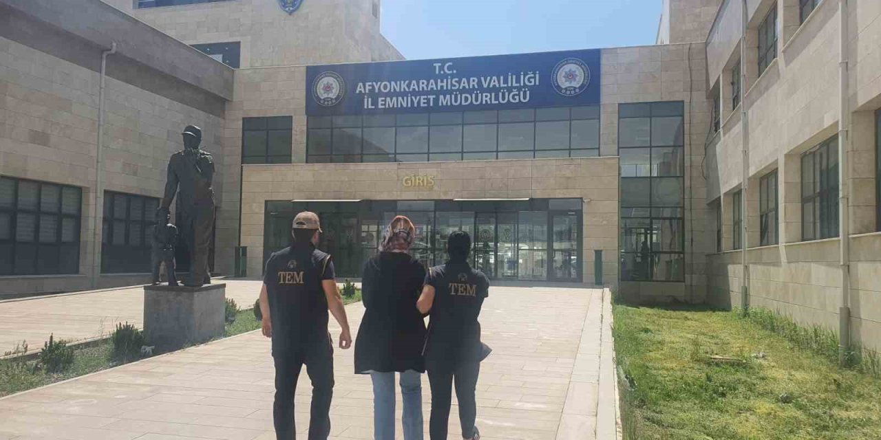 Fetö’ye Üye Olmaktan Hapis Cezasıyla Aranan Kadını Jandarma Yakaladı