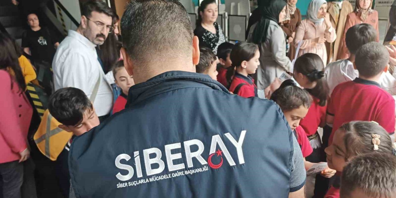 Öğrencilere ’siber Zorbalık’ Semineri