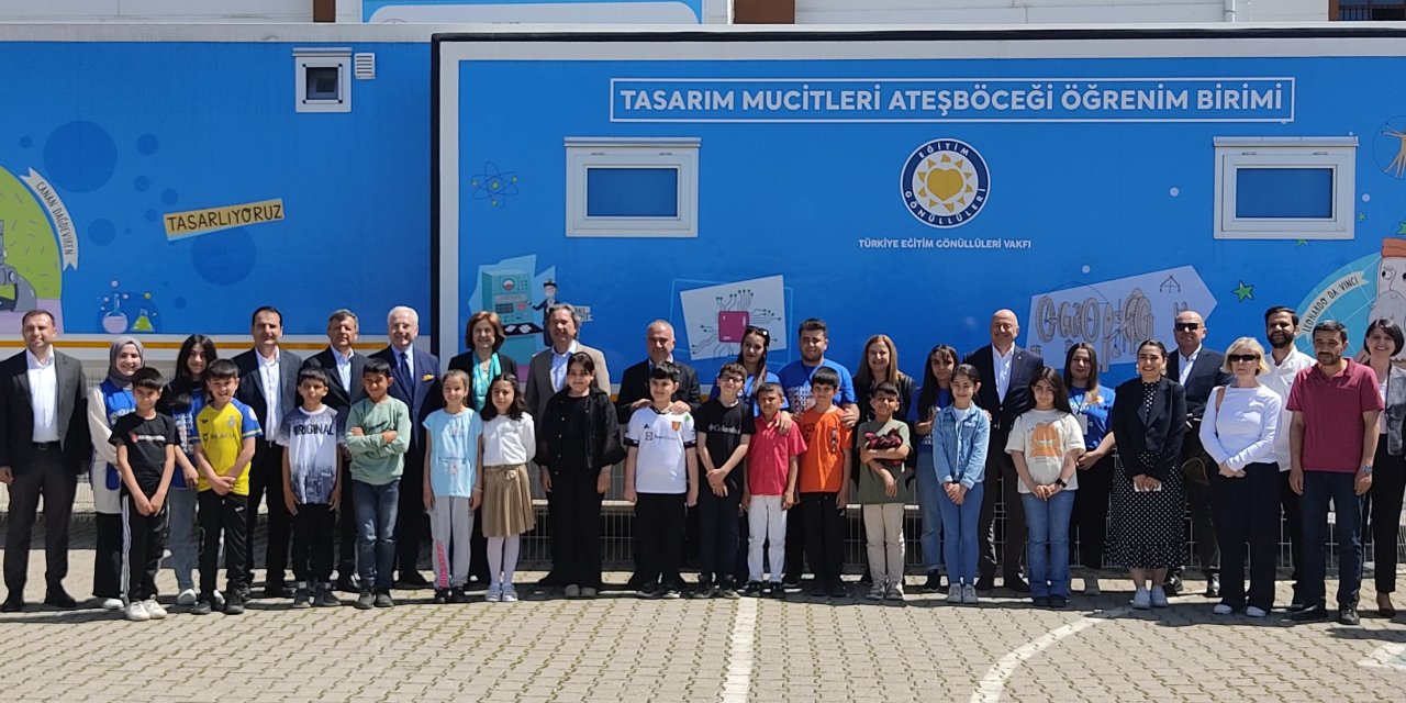 Pınar Ve Tegv İş Birliğiyle Tasarım Mucitleri Ateşböceği Projesi 5 Yılda 7 Bin 500 Çocuğa Ulaşacak