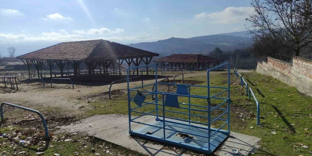 Kastamonu’da Hayvan Pazarı Bir Kez Daha Kapatıldı