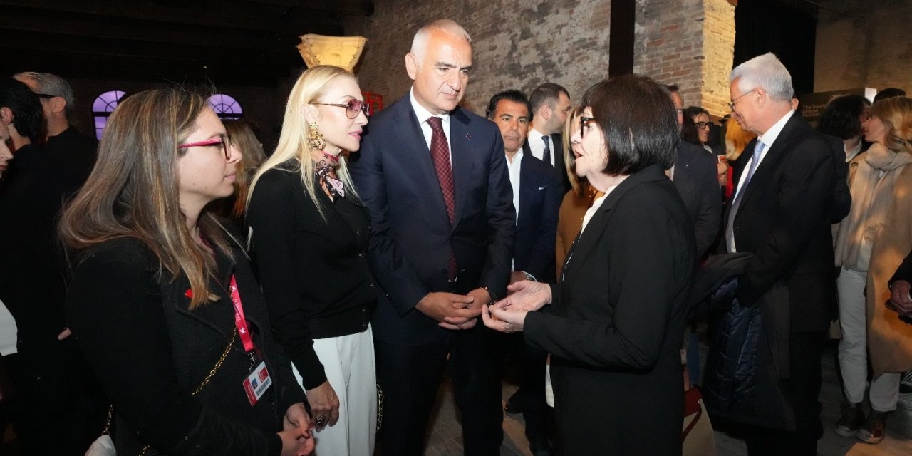 Bakan Ersoy, Venedik Bienali’nde Türkiye Pavyonu'nun Açılış Törenine Katıldı