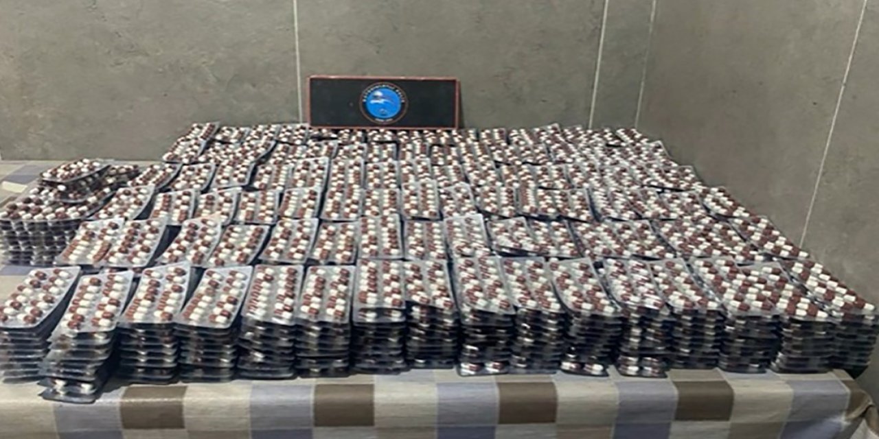 Yunuslar 14 Bin Uyuşturucu Nitelikli Hap Ele Geçirdi