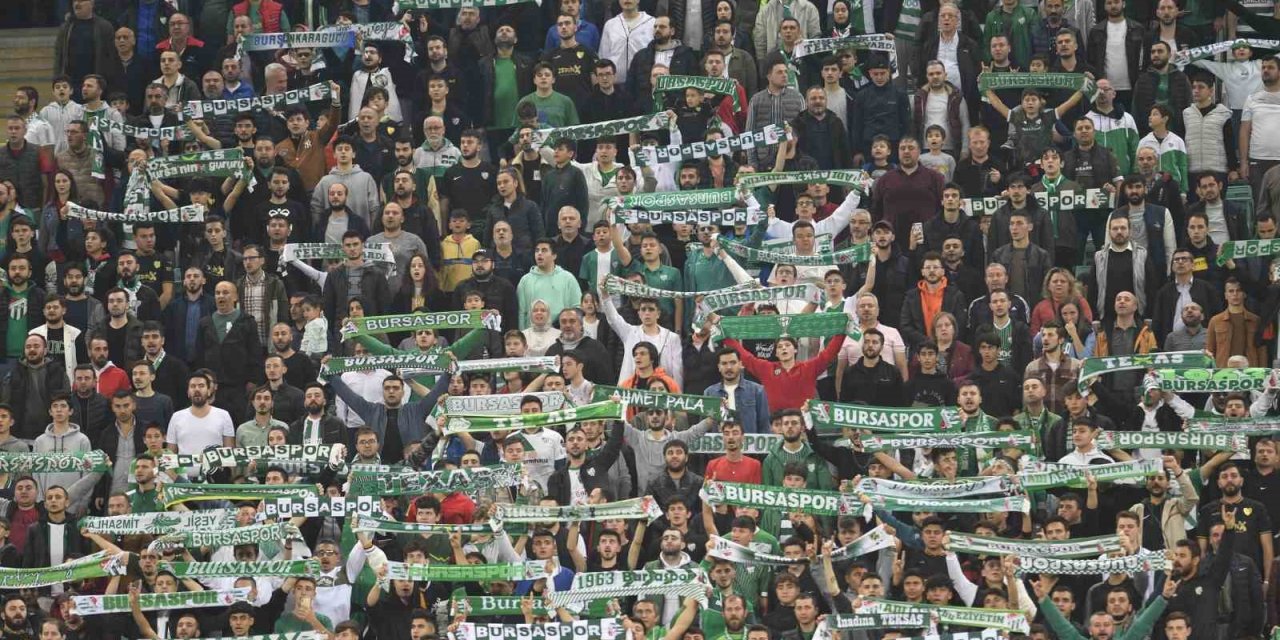 Bursaspor, Deplasmanda 1 Maç Seyircisiz Oynama Cezası Aldı