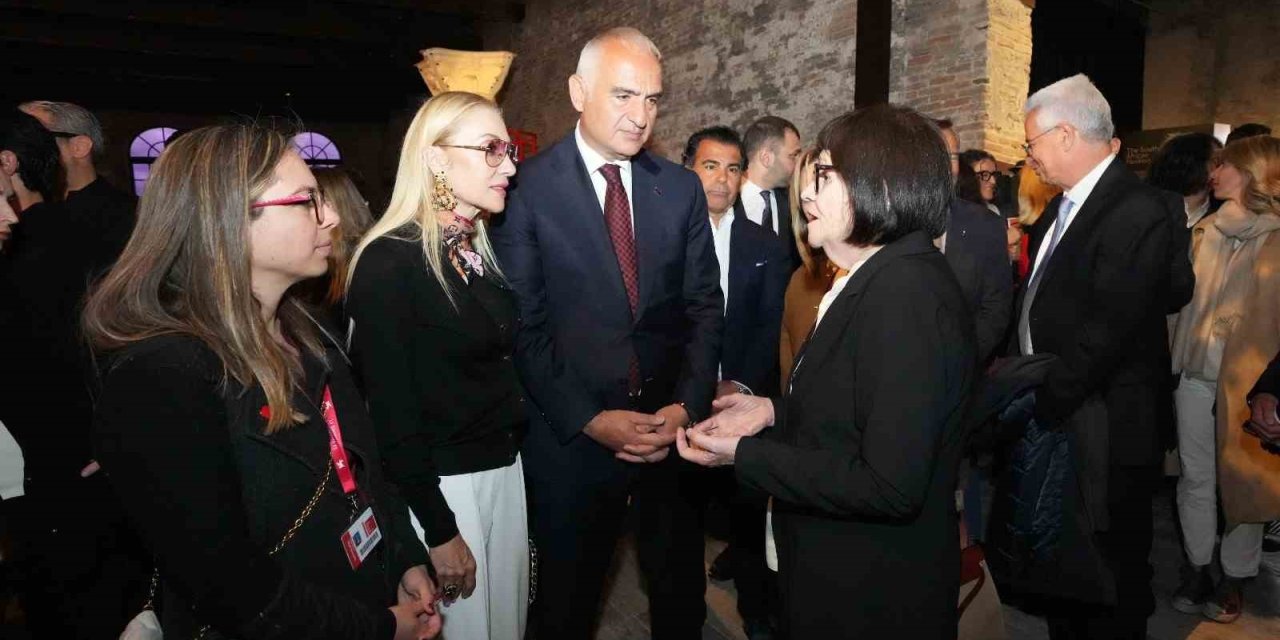 Bakan Ersoy: “Venedik Bienali, Türkiye’nin Kültürel Zenginliğini Dünyaya Gösterme İmkanı Sunuyor”