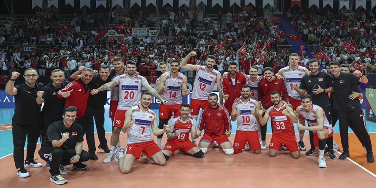 A Milli Erkek Voleybol Takımı, Portekiz'i 3-1 yenerek adını Dörtlü Final'e yazdırdı