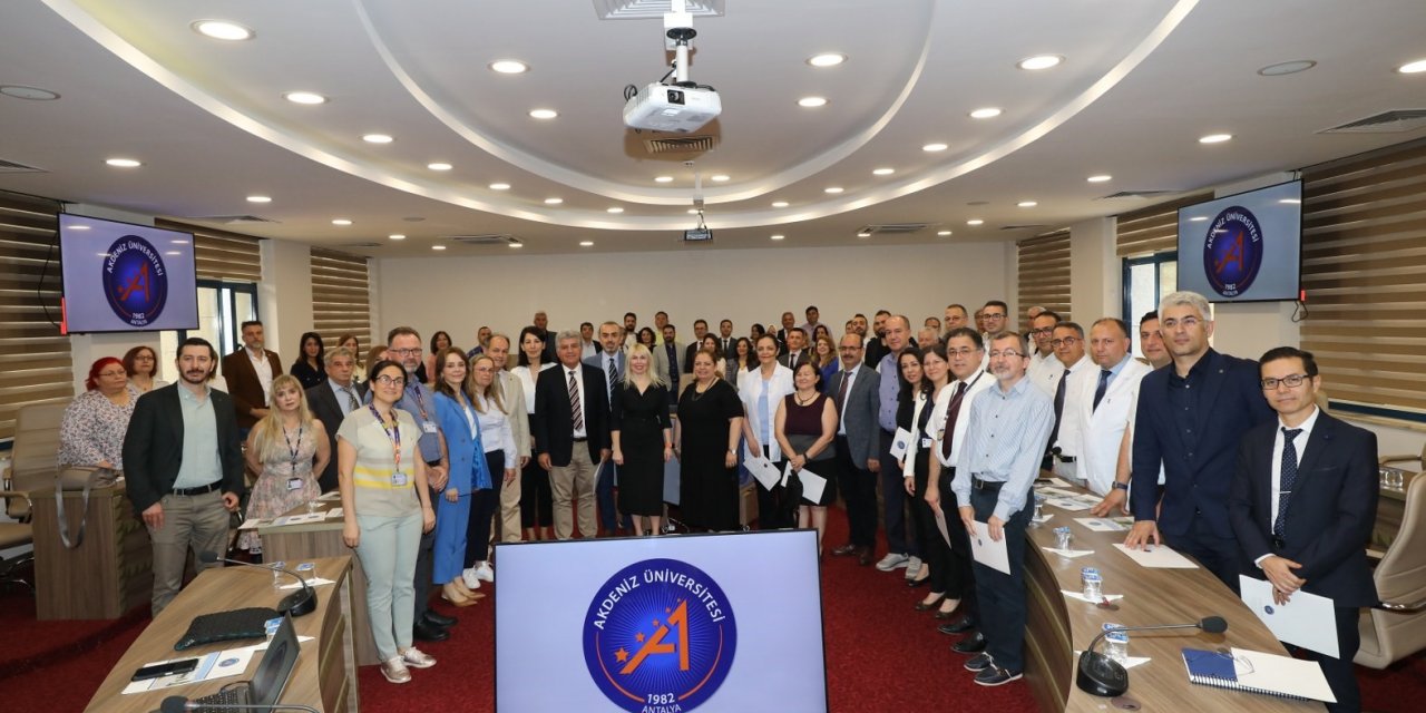 Rektör Özkan: "2 Yıl İçinde Araştırma Üniversitesi Olma Hedefine Ulaşacağımıza Yürekten İnanıyorum"