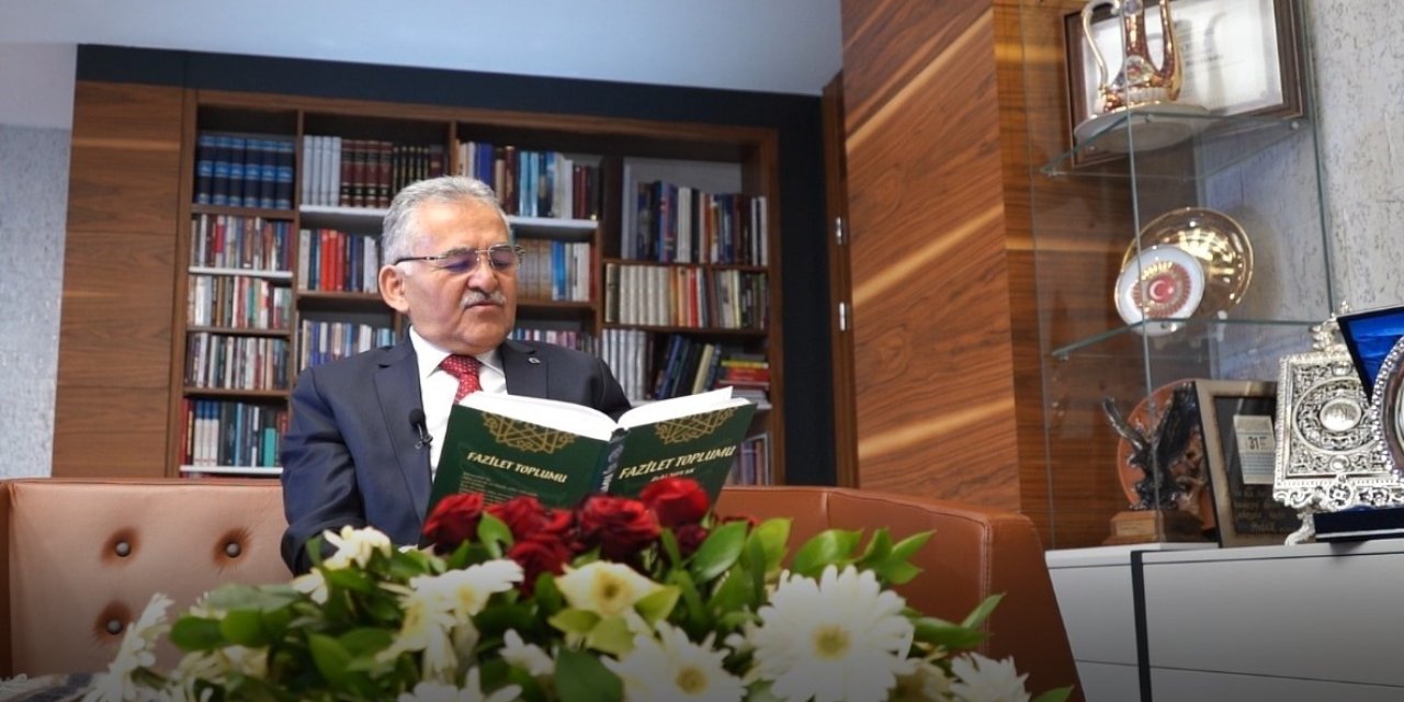 Büyükkılıç: “Kütüphanelerimizle Hem Bugünümüzü Hem De Yarınlarımızı İhya Ediyoruz”