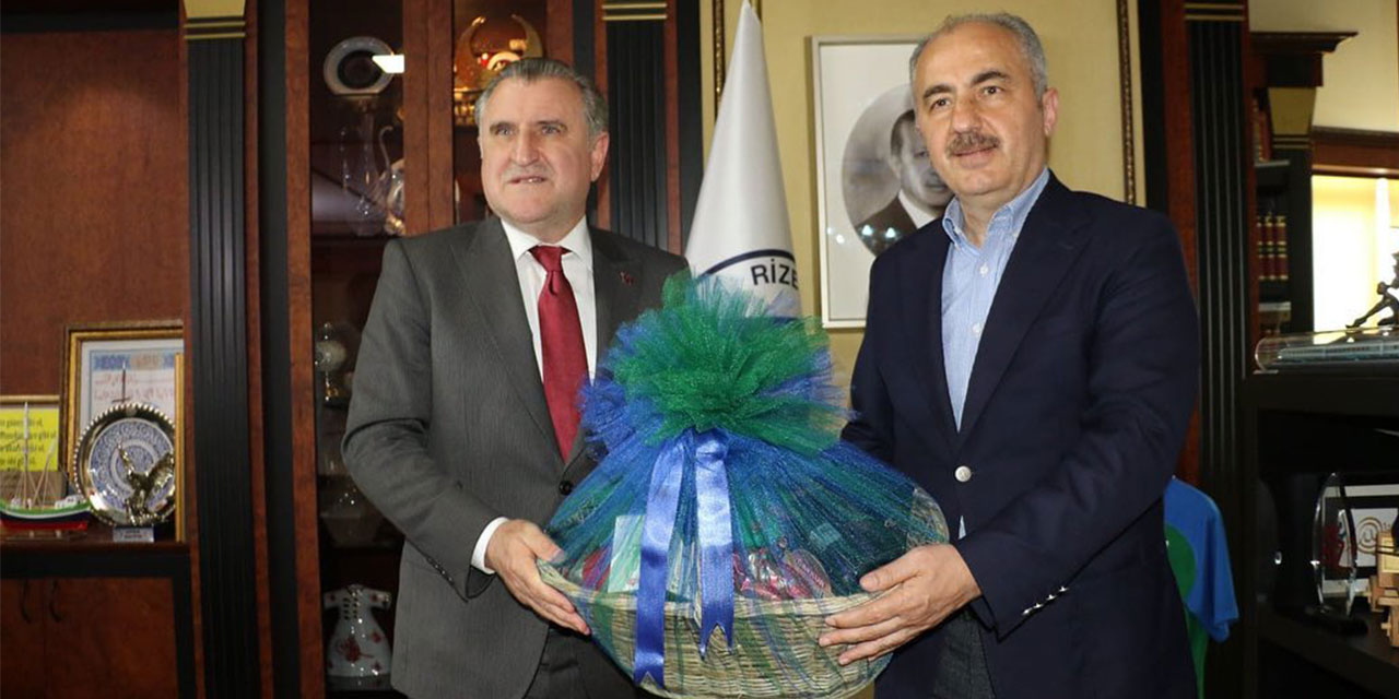 Bakan Bak’tan Rize Belediyesine Ziyaret