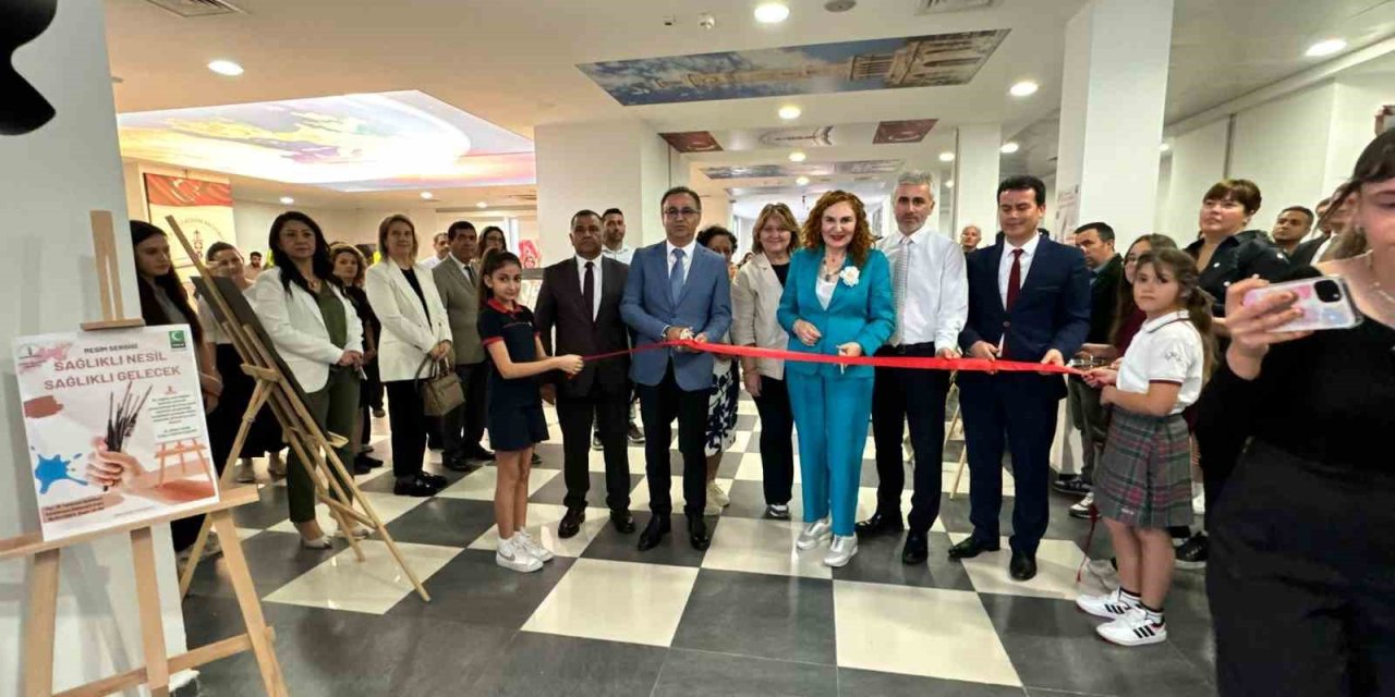 Sağlıklı Nesil Sağlıklı Gelecek’ Adlı Resim Sergisi Açıldı