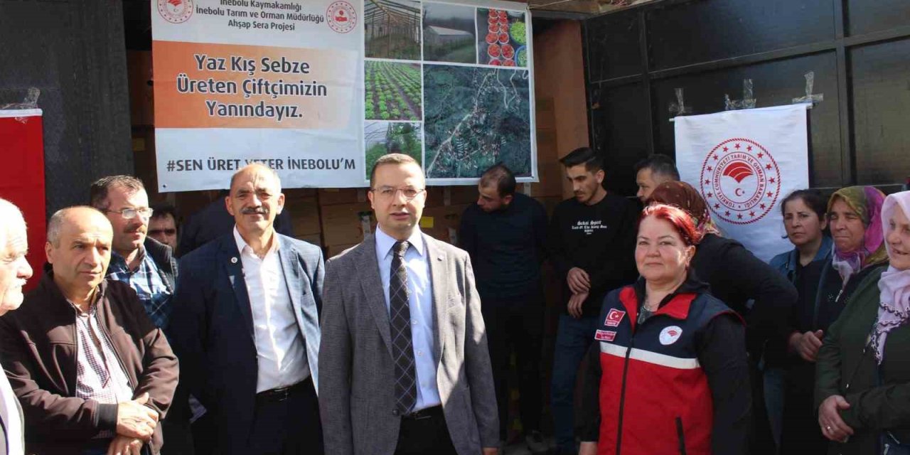 İnebolu’da Çiftçilere 107 Bin Sebze Fidesi Dağıtıldı