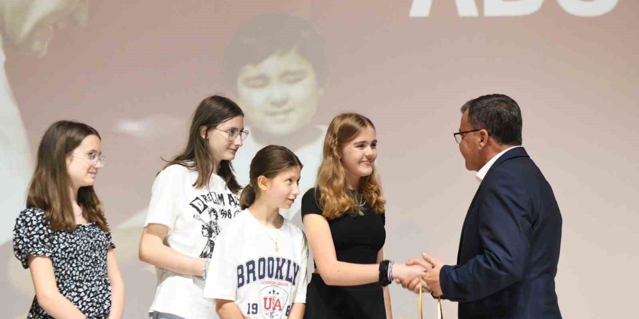 Başkan Hakan Şehirli’nin Misafirleri Erasmus Öğrencileri Oldu