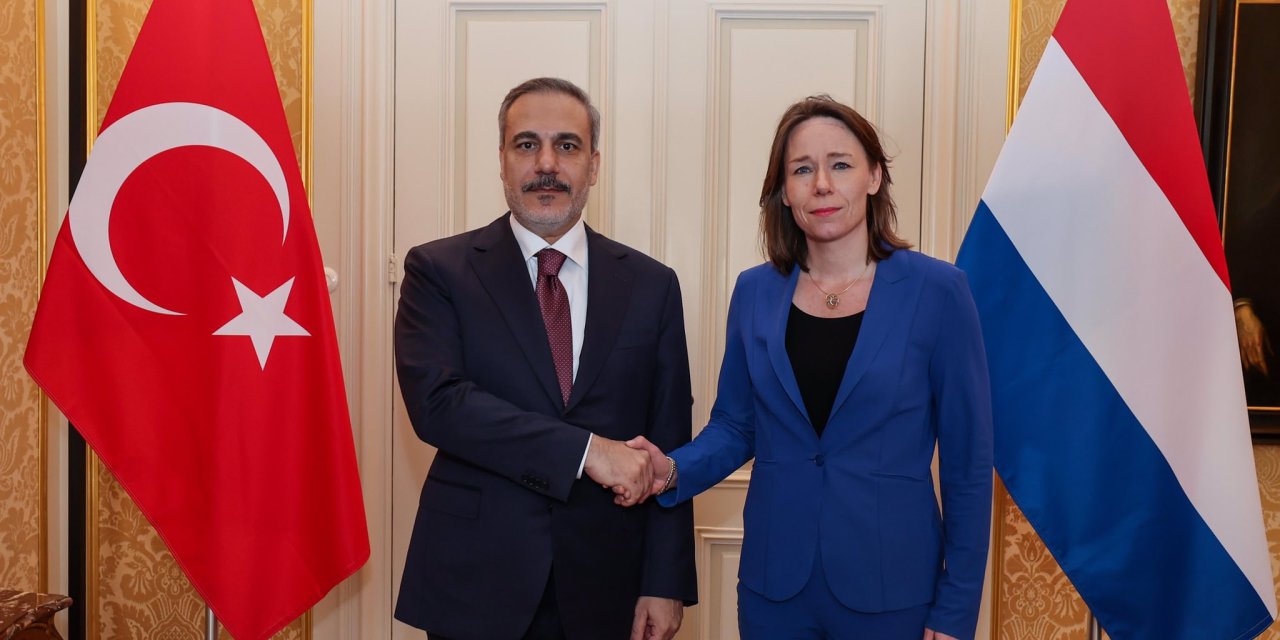 Bakan Fidan, Hollandalı Mevkidaşı İle Bir Araya Geldi-görüntü Eklendi