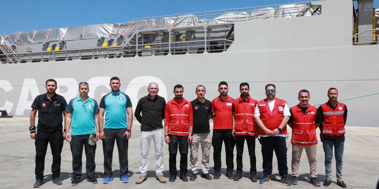 Gazze İçin Yola Çıkan 9’uncu İyilik Gemisi Mısır’a Ulaştı