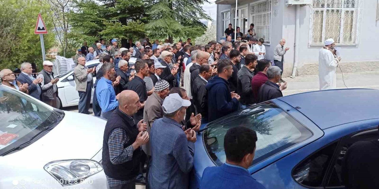 Hisarcık Kutluhallar Köylüleri Yağmur Duasına Çıktı