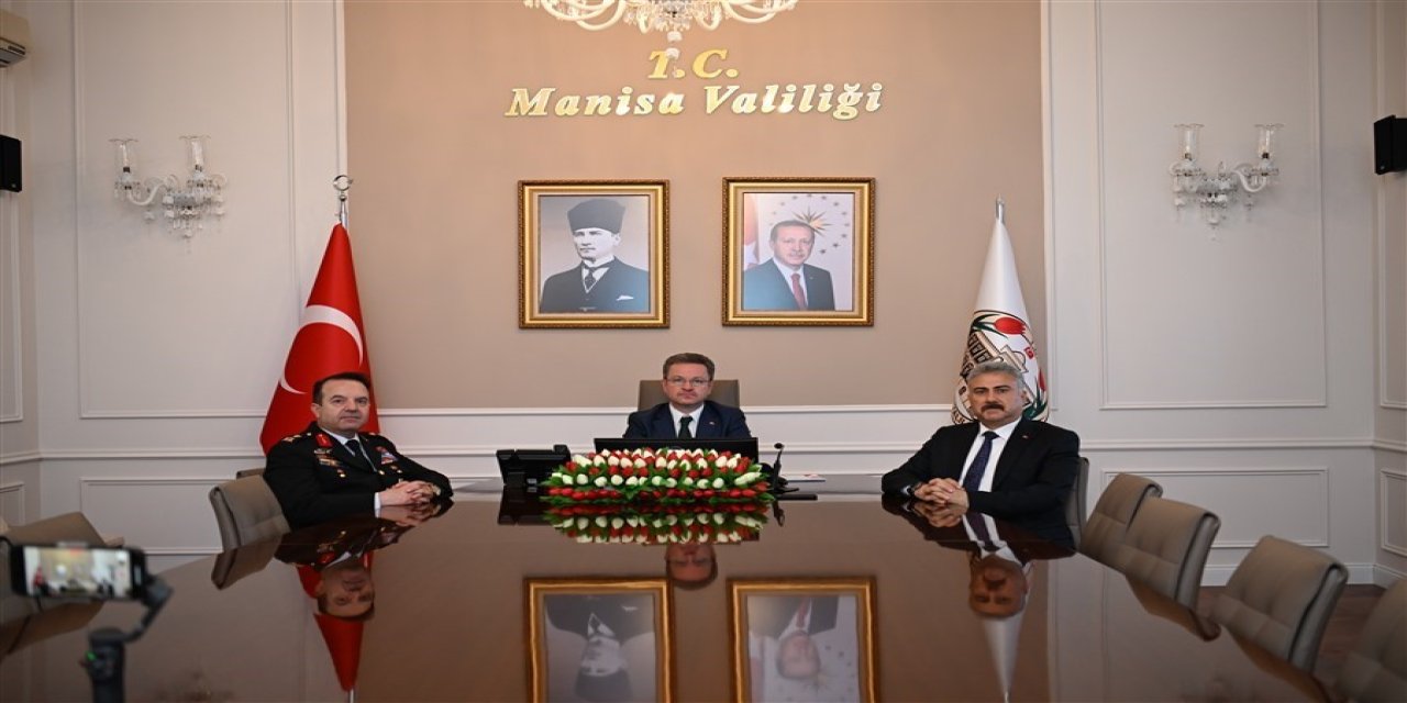 Manisa’da Asayiş Ve Güvenlik Değerlendirme Toplantısı Yapıldı