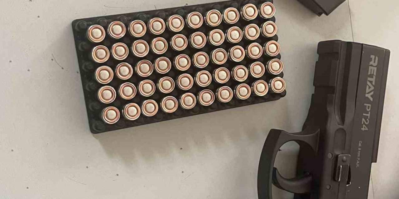 Hatay’da Ruhsatsız Silah Ve Mühimmat Ele Geçirildi