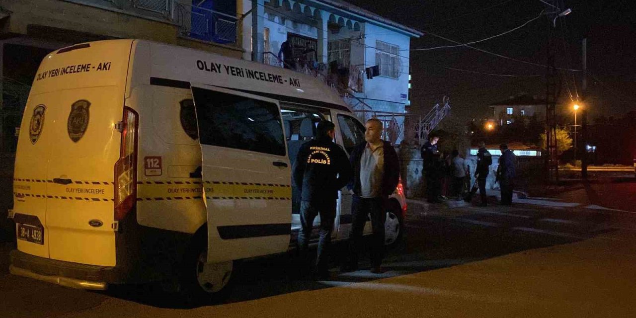 İstemeye Gittiği Kızın Abisini Silahla Vurdu